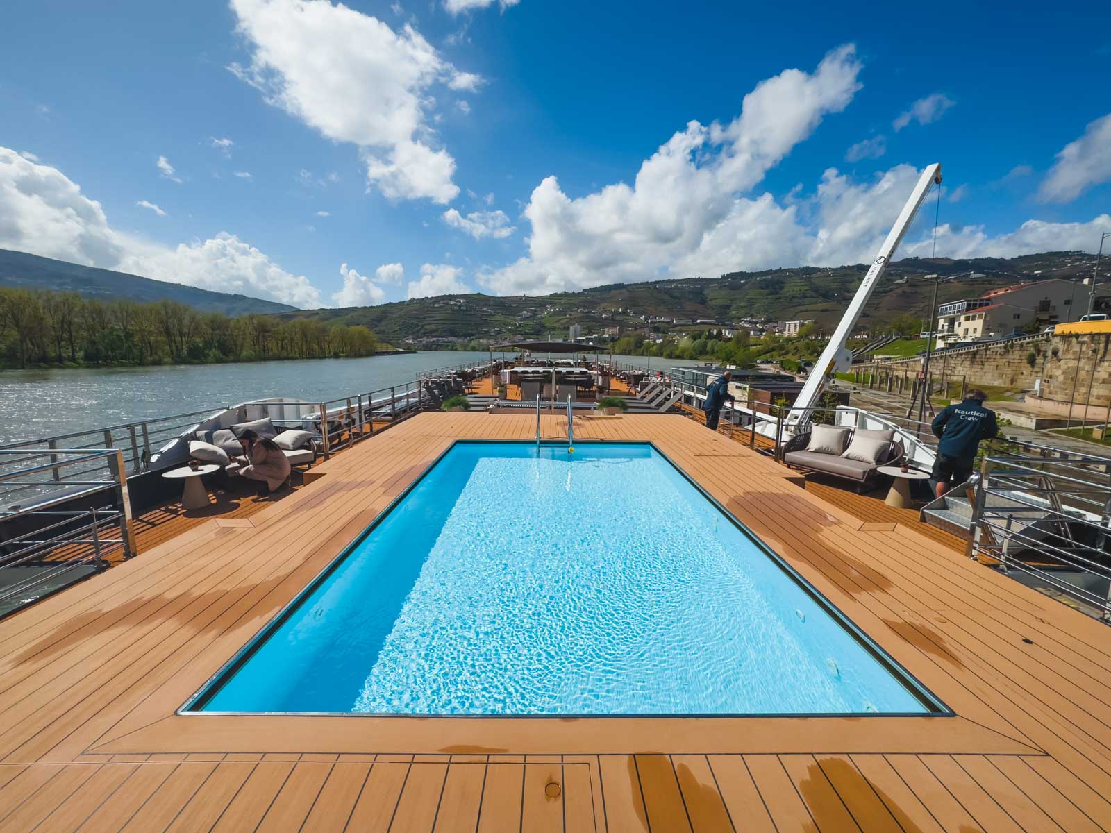 Avalon Alegria Top Deck Pool