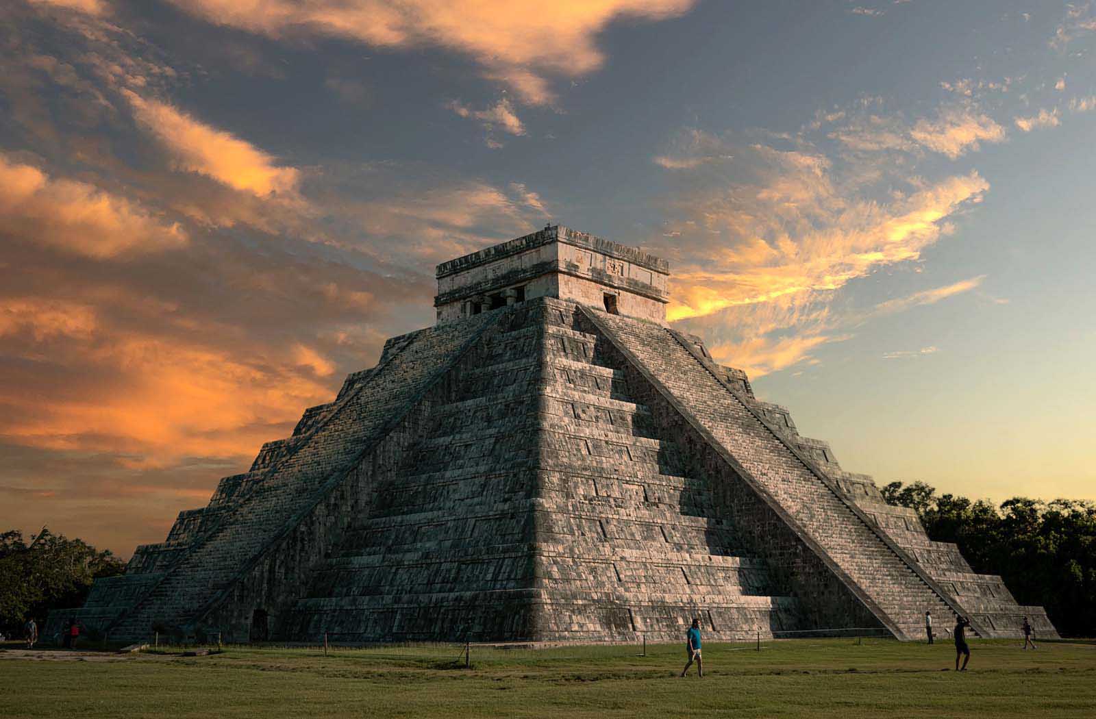 historical places chichen itza mexico