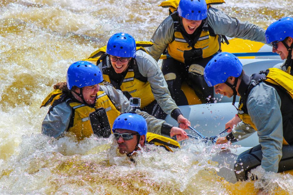 rafting and surfing ottawa river