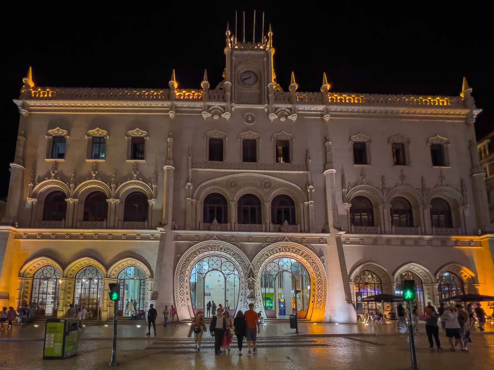 Reaching Sintra by train from Lisbon